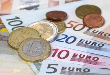 Previsioni cambio euro dollaro 2023