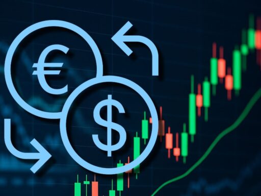 Il simbolo del dollaro e quello dell'euro con un grafico a candele sullo sfondo