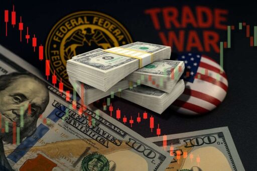 alcune banconote in dollari al centro e sullo sfondo, con dei grafici a candele e la bandiera degli USA